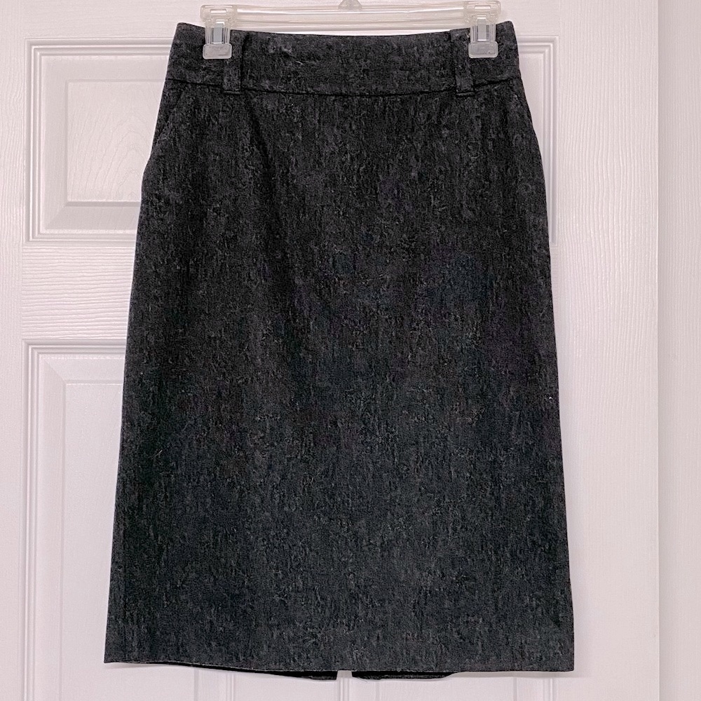 Banana Republic Gray Classic Wool Blend  Straight Midi Skirt Sz 2